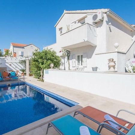 Apartments Petranic Супетар Екстериор снимка
