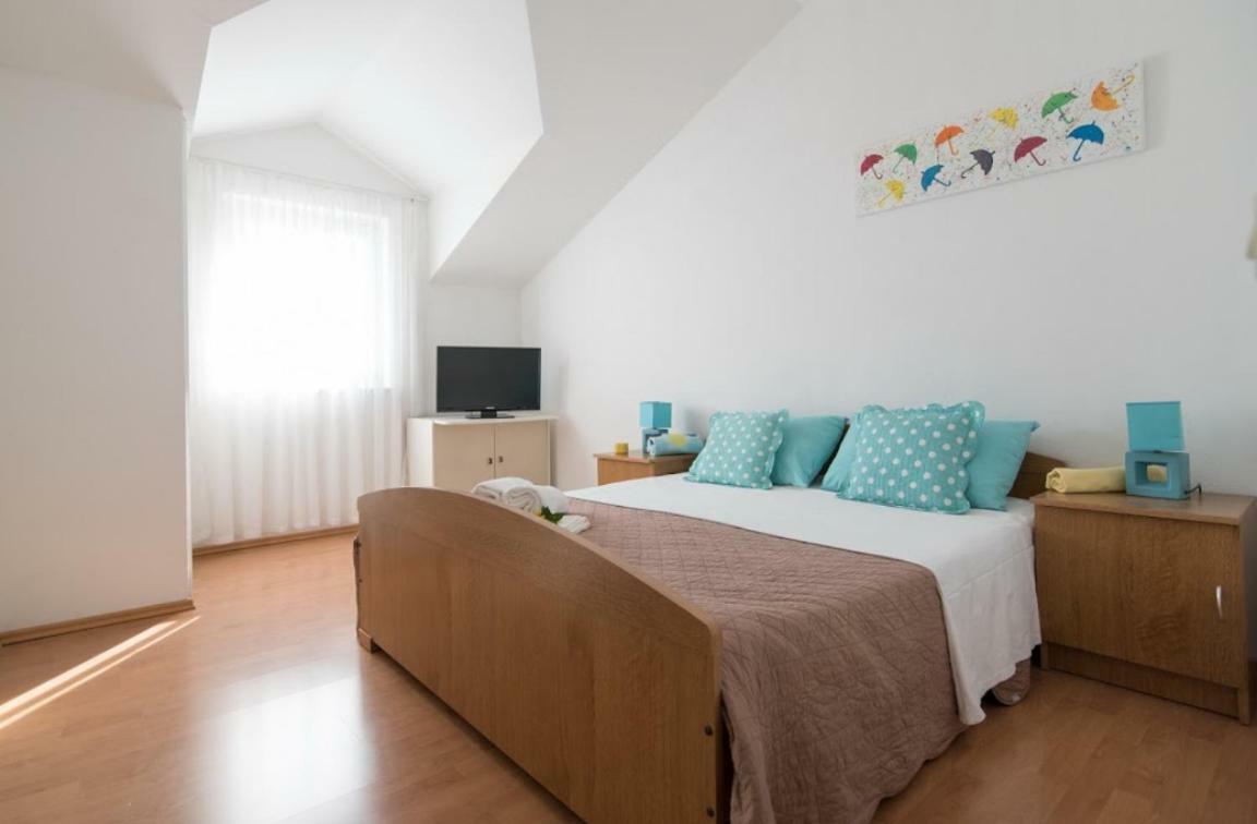 Apartments Petranic Супетар Екстериор снимка