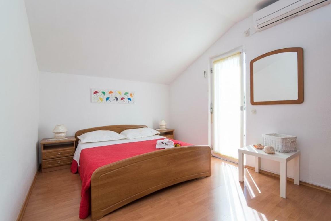 Apartments Petranic Супетар Екстериор снимка