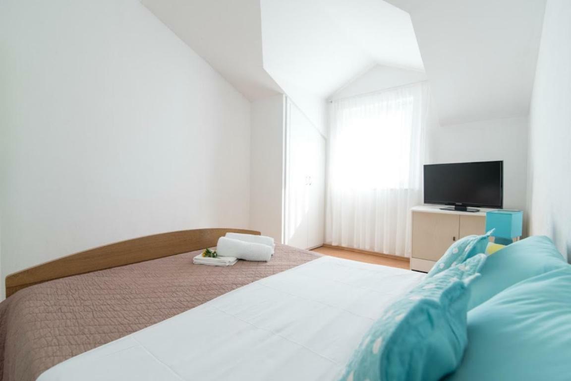 Apartments Petranic Супетар Екстериор снимка