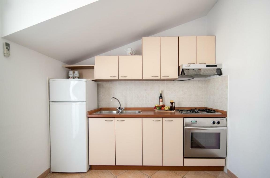 Apartments Petranic Супетар Екстериор снимка